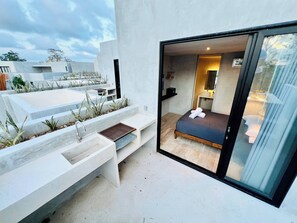 2 chambres, fer et planche à repasser, Wi-Fi gratuit, draps fournis