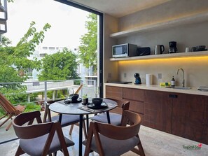 Dining - Private Pool & Grill 2 Bedroom Apartment 413 Selva (Tulum)