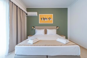 2 chambres, fer et planche à repasser, Wi-Fi gratuit, draps fournis
