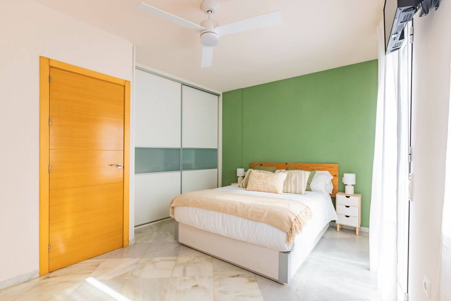 3 Schlafzimmer, Bügeleisen/Bügelbrett, Reisekinderbett, WLAN