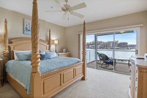 4 bedrooms, desk, WiFi, bed sheets
