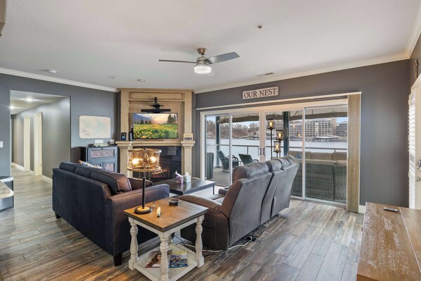 TV, fireplace, stereo, offices