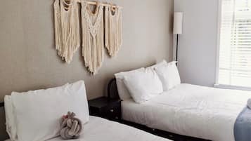3 bedrooms, iron/ironing board, free WiFi
