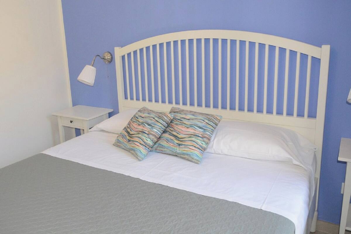 Classic Quadruple Room | Desk, free WiFi