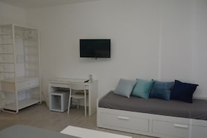 Desk, soundproofing, free WiFi - I colori del mare (San Vito Lo Capo)
