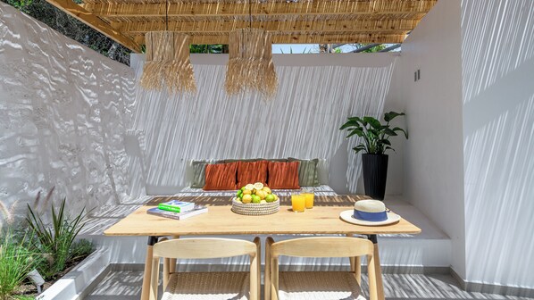 Comfort-íbúð | Verönd/útipallur