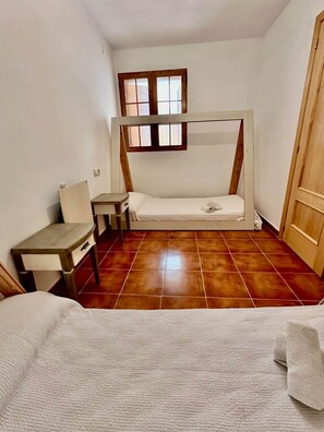 Bungalow, 3 habitaciones, chimenea, vistas a la montaña | 4 dormitorios