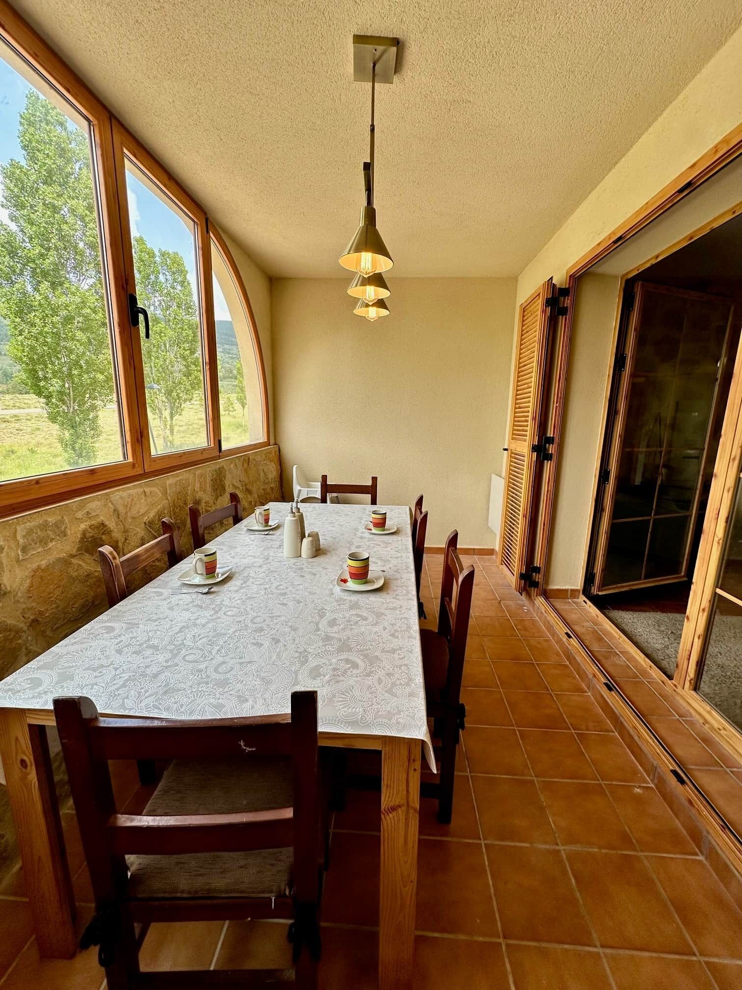 Bungalow, 3 Bedrooms, Fireplace, Mountain View | Dining room