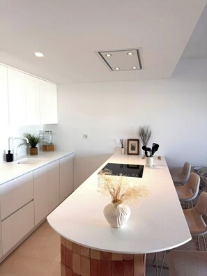 Fridge, microwave, coffee/tea maker, toaster