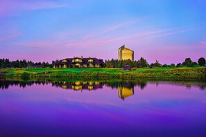 Exterior - Golfing, Equestrian Shows, Sunsets & Kid Friendly! (Williamsburg)