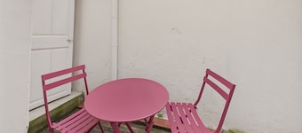 House for 4 with terrace in the city center