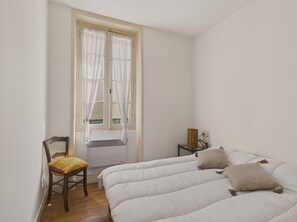 2 bedrooms, free WiFi