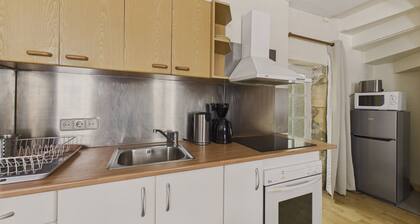 House for 4 with terrace in the city center