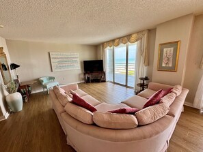 Smart TV, DVD player