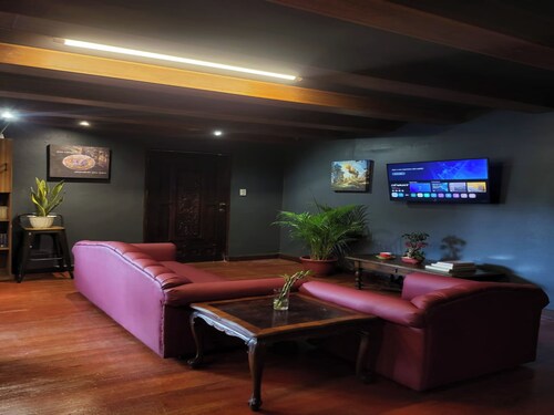 Room-family Room - Casa Encantada Execut