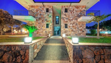 Room, Balcony, Pool View
