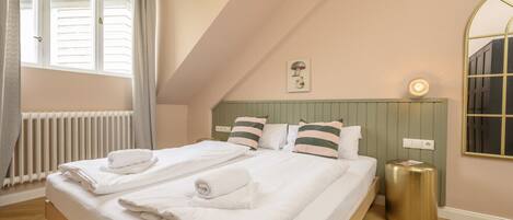 3 Schlafzimmer, Schreibtisch, kostenloses WLAN, Bettwäsche