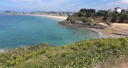Maison vue de mer Pléneuf Val André near coastal paths and beaches