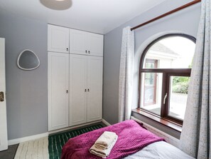 3 bedrooms, individually decorated, individually furnished, free WiFi