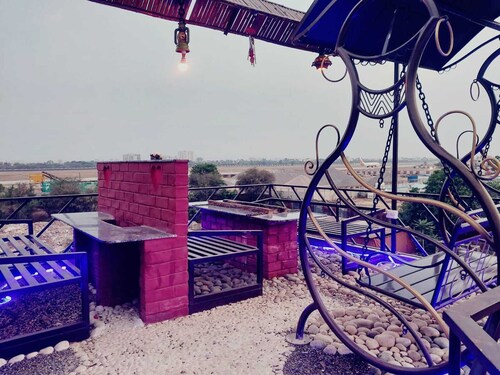 Jaipur Mingle - The CoupleStay
Hourly And Daily Tariff Available