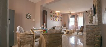 Aqueduct 1359 Hotel Apartments