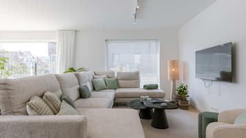 Apartment | 4 bedrooms, Internet