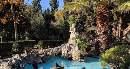 Lovehome-4BD Villa with views,dinners-close to airport, MEC ΑΕ,bus stop, Railway