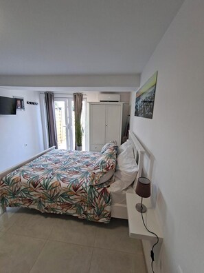 1 Schlafzimmer, Bügeleisen/Bügelbrett, kostenloses WLAN, Bettwäsche