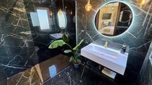 Chambre, 1 chambre, accessible aux personnes à mobilité réduite | Salle de bain