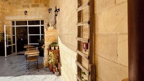 Habitación, 1 habitación, con acceso para personas discapacitadas | Restaurante al aire libre