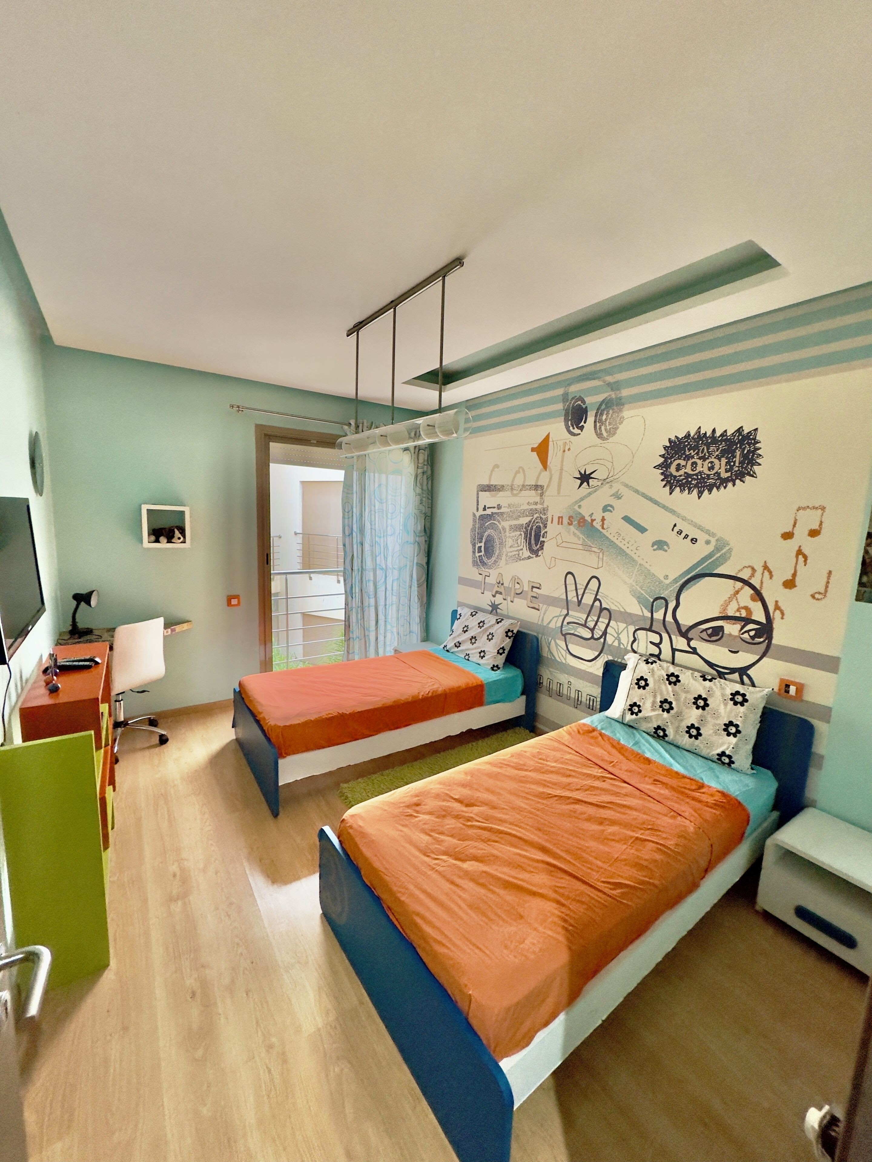 3 bedrooms, WiFi, bed sheets