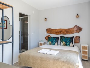 Exclusive Studio, 1 Double Bed with Sofa bed, Garden View | Cribs/infant beds, free WiFi, bed sheets - Villa's Pomar do Moinho - 5min de Óbidos (Obidos)