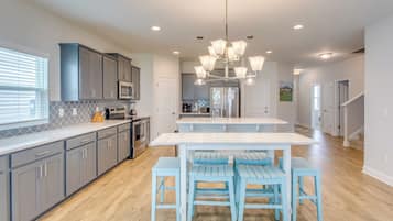 Rumah (3 Bedrooms) | Interior