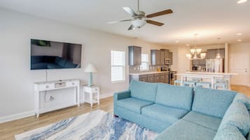 Rumah (3 Bedrooms) | Bagian depan properti