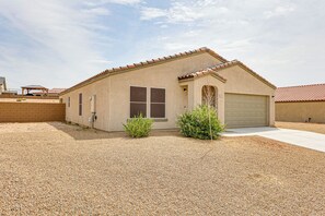 House (4 Bedrooms) | Interior - Golf, Game, Hike, Fish & Relax: Mohave Valley Gem (Mohave Valley)