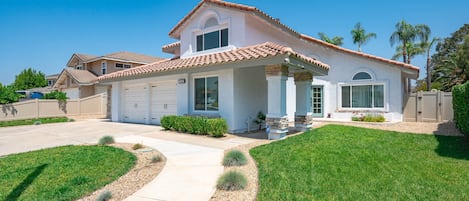 House | 4 bedrooms, Internet