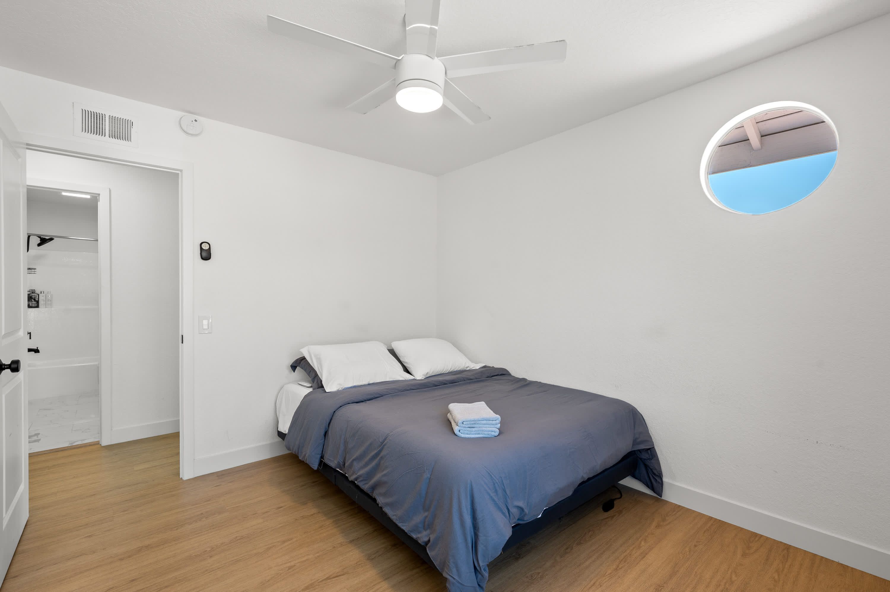 Casa | 4 quartos, acesso à internet de alta velocidade