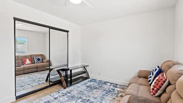 House | 4 bedrooms, Internet