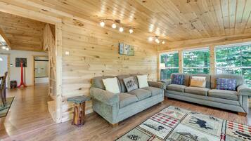 Nhà (2 Bedrooms) | Nội thất