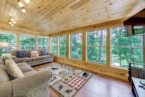 單棟房屋 (2 Bedrooms) | 內部