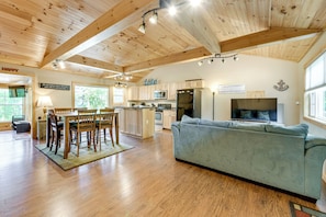 Casa (2 Bedrooms) | Interior