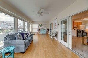 House (4 Bedrooms) | Interior - Waterfront Gem w/ Dock: 3 Mi to Fenwick Island Fun (Selbyville)