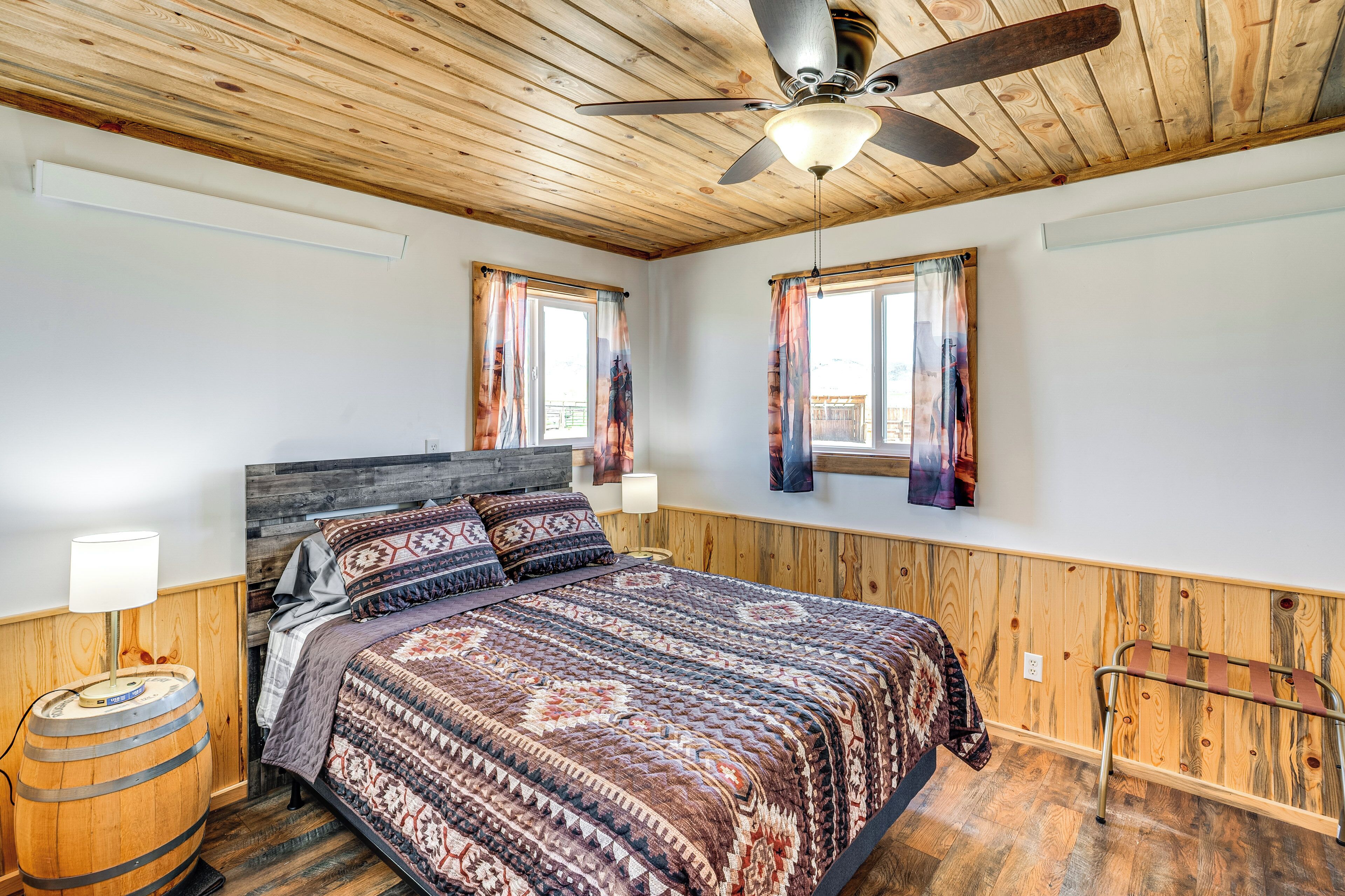 House (2 Bedrooms) | Interior