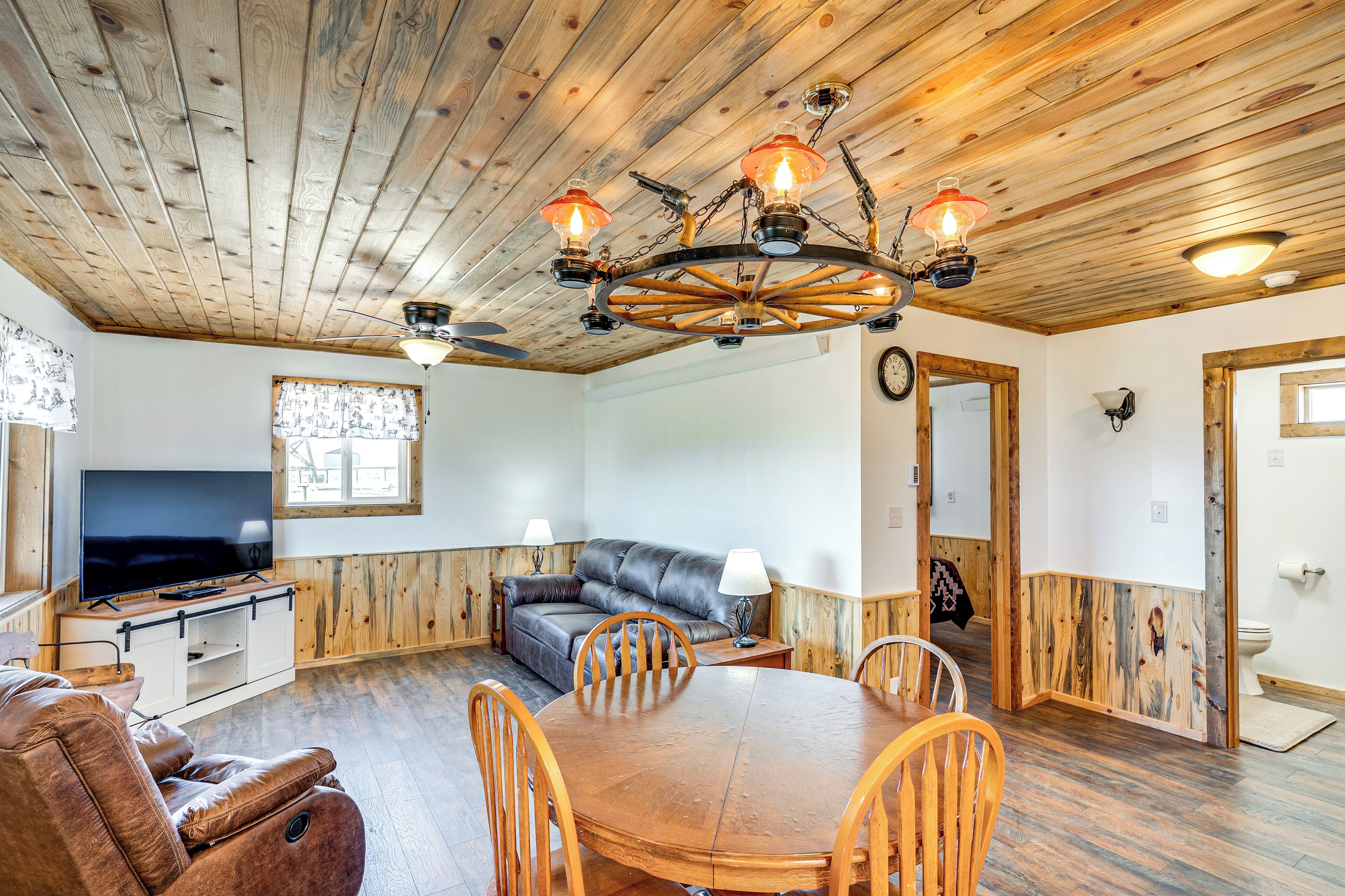 المنشأة من الداخل