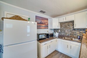 Apartment (0 Bedroom) | Bahagian dalam