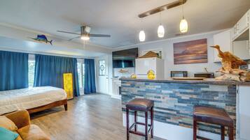 Apartment (0 Bedroom) | Interior