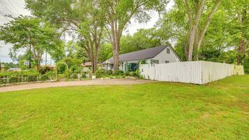Apartment (0 Bedroom) | Interior