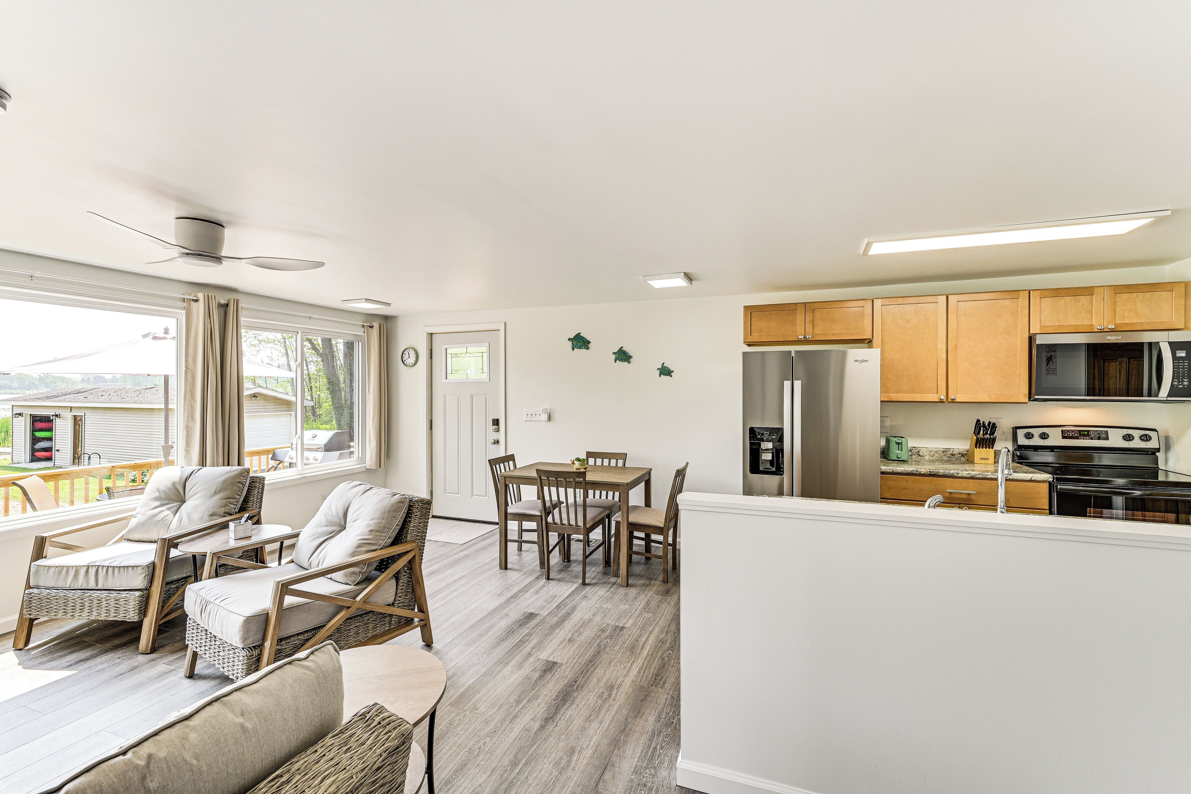 House (2 Bedrooms) | Interior