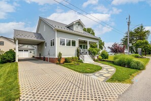 House (3 Bedrooms) | Interior - Near Solomons Island Boardwalk: Home w/ Hot Tub! (Solomons)