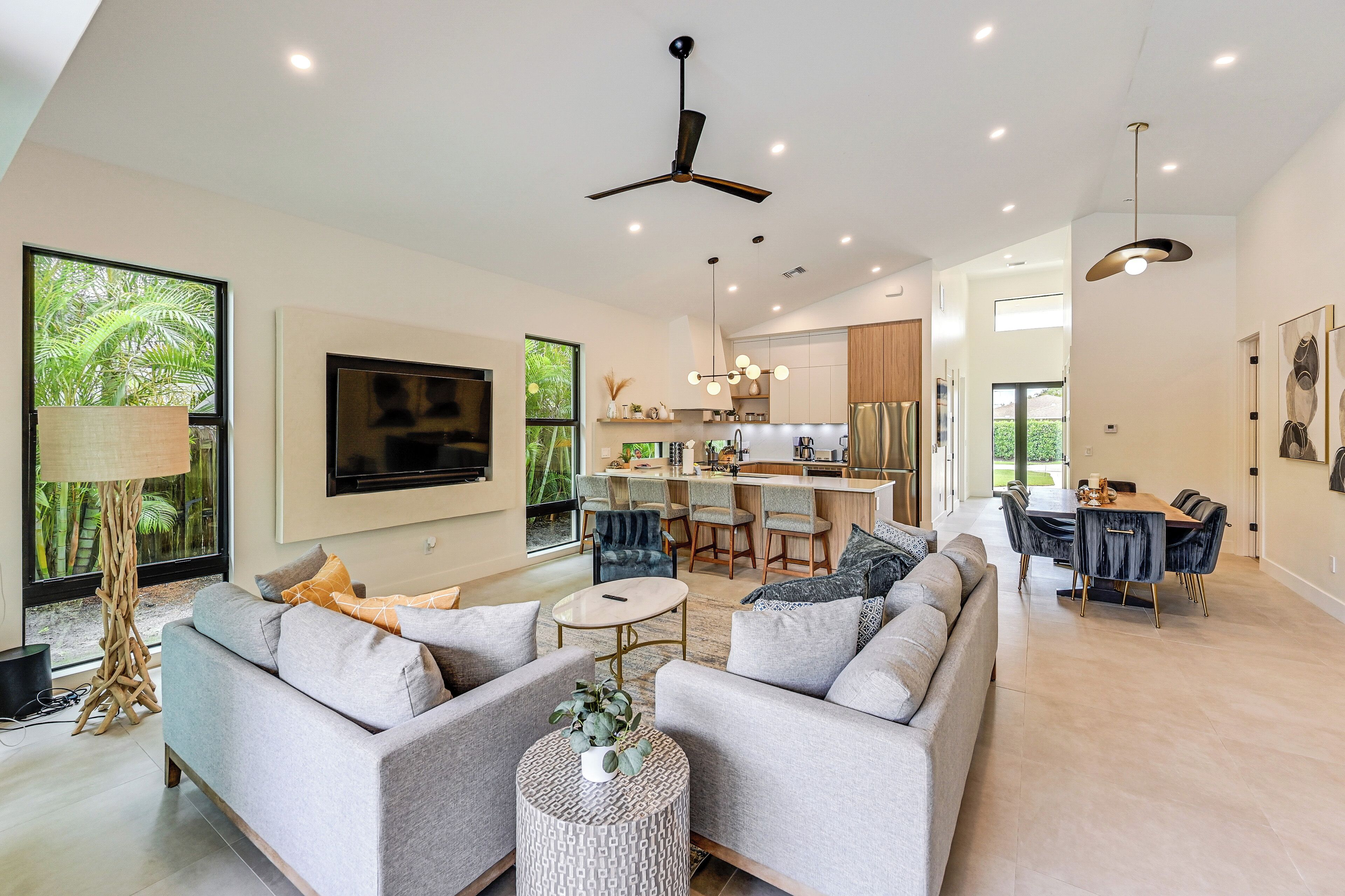 Rumah (4 Bedrooms) | Interior